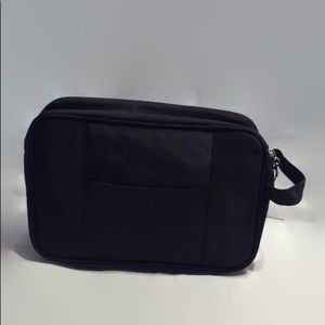 Black Traveling Pouch